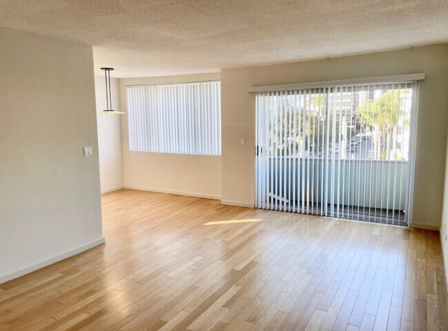 Floorplan - 8630 Burton Way