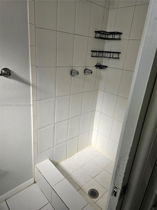 Building Photo - 2041 NW 81st Ave