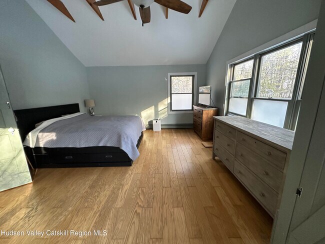 Building Photo - 180 Yerry Hill Rd