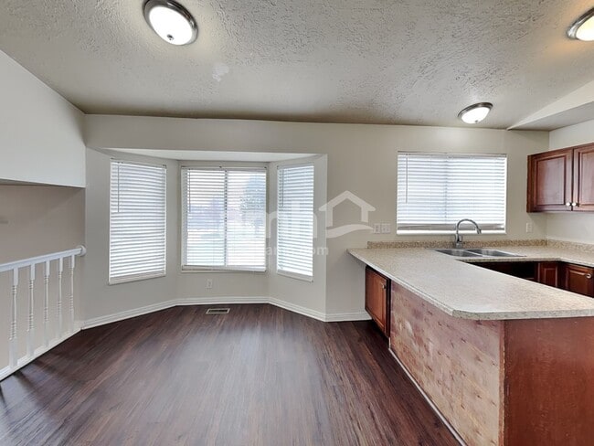 Building Photo - 5404 W Sunfalls Ct