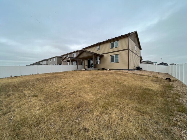 Building Photo - Beautiful Home in Windsor