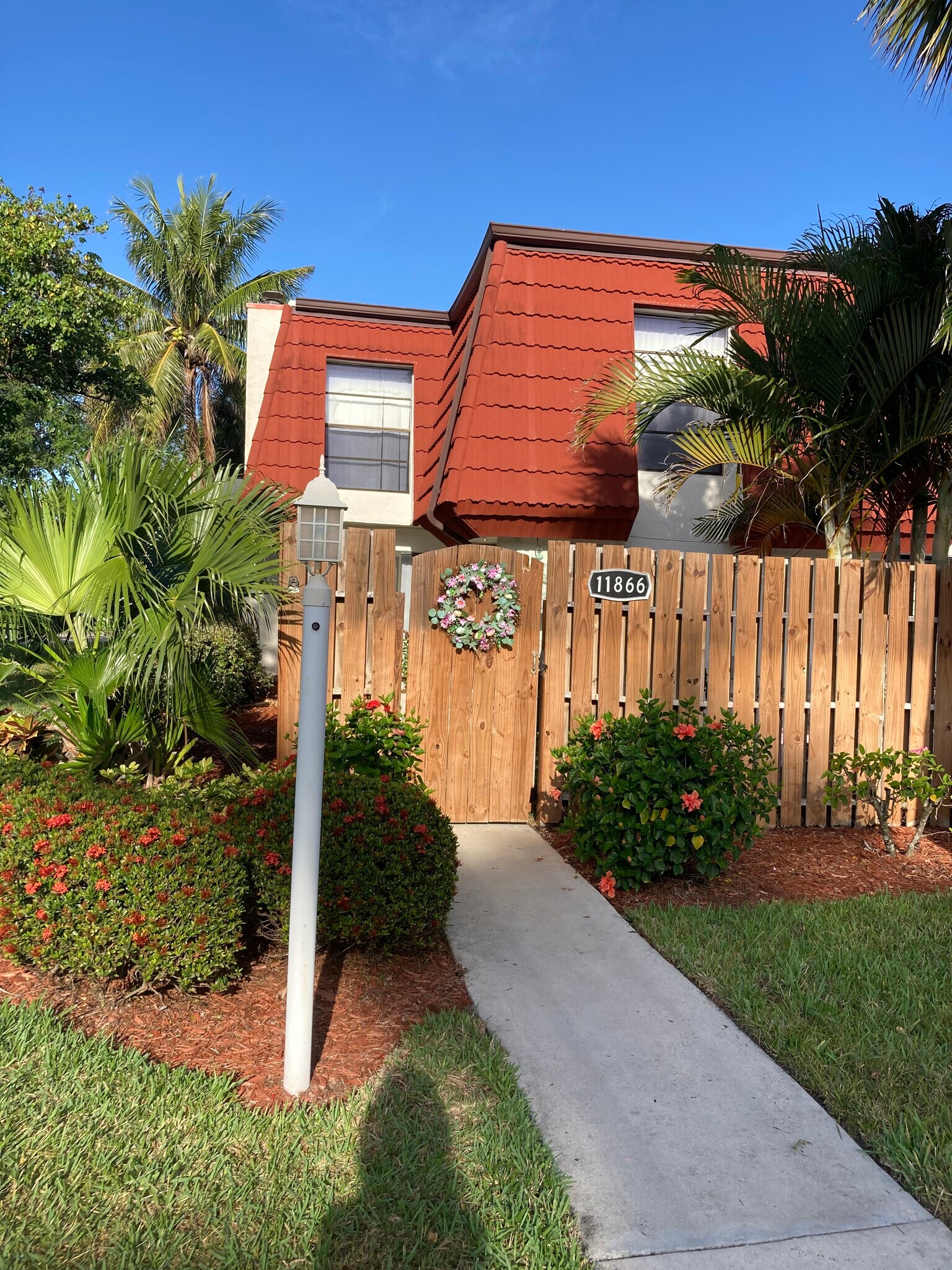 Building Photo - 11866 Quail Run Dr