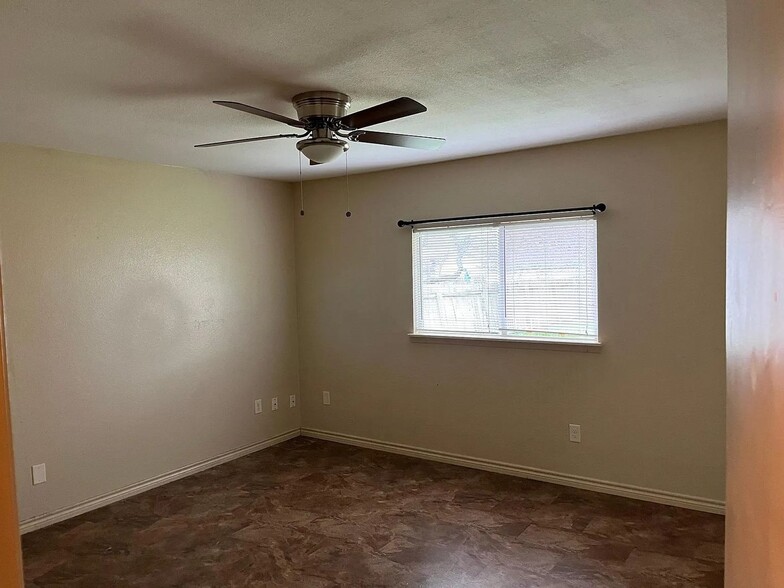 Building Photo - 11414 Cedar Corral Dr