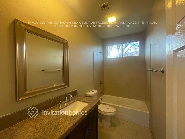 Building Photo - 1342 Temporale Dr