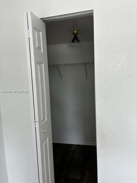 Building Photo - 7831 N Colony Cir