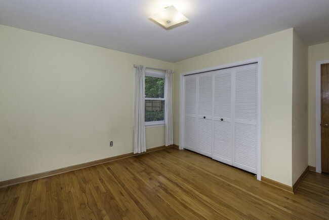 Building Photo - 1616 Morton Ave