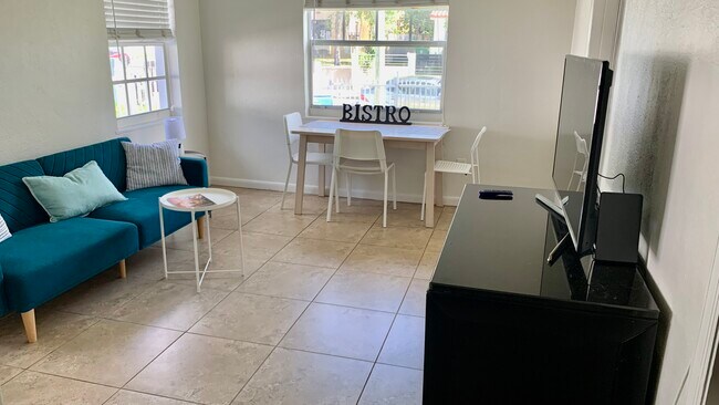 Building Photo - 30 NW 45th St