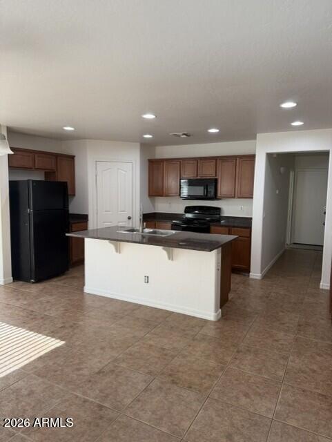 Building Photo - 887 W Desert Hills Dr