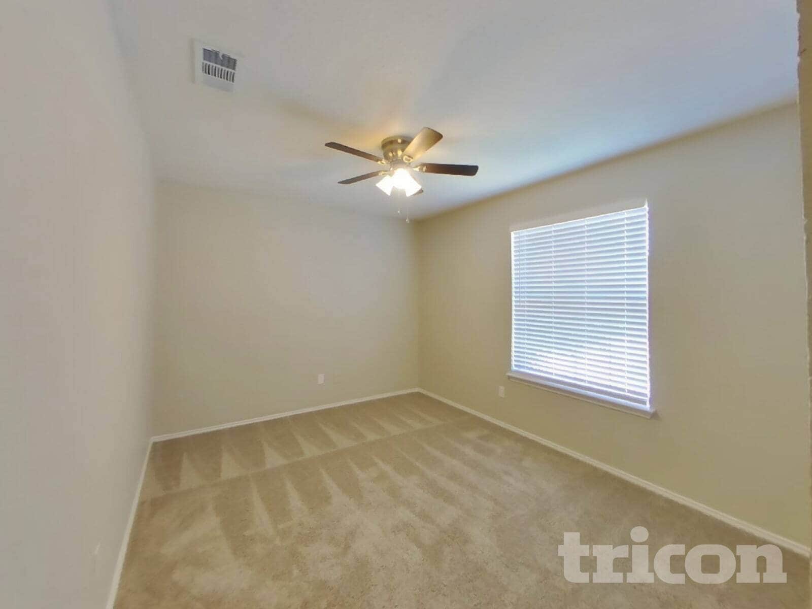 Building Photo - 1106 Castleman Dr