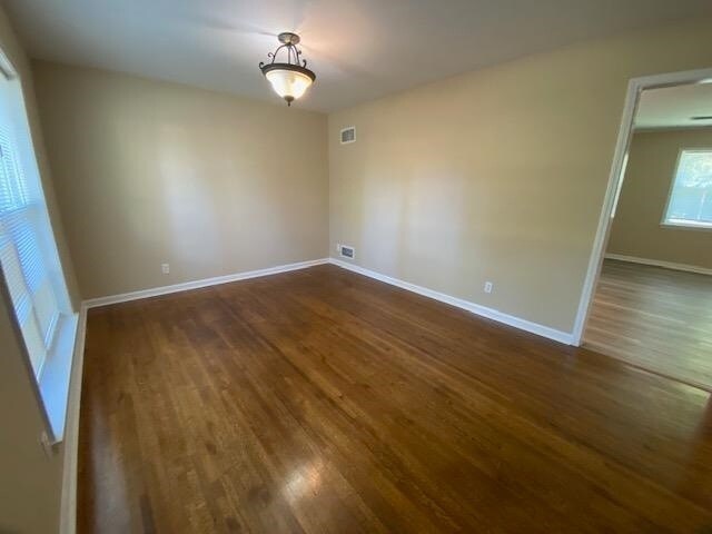 Building Photo - 6297 Bronte Ave