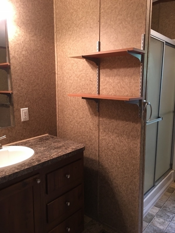 Building Photo - 2009 Model 3 Bedroom 2 Bath Mobile Home