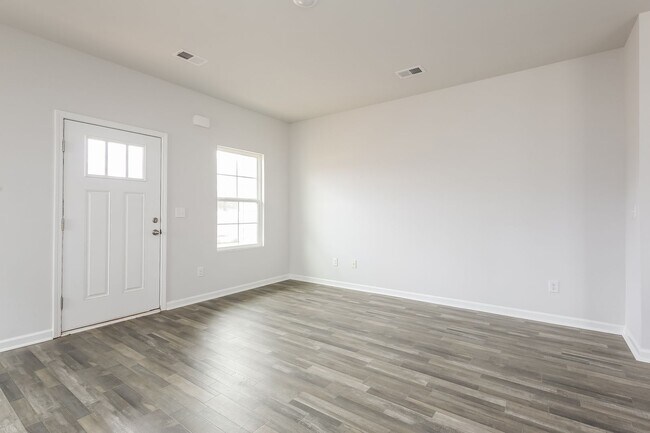 Building Photo - 3BR Townhome • New Build • Tours Available Today