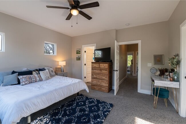 Building Photo - Nicely Appointed, 2019-Built Home Convenie...