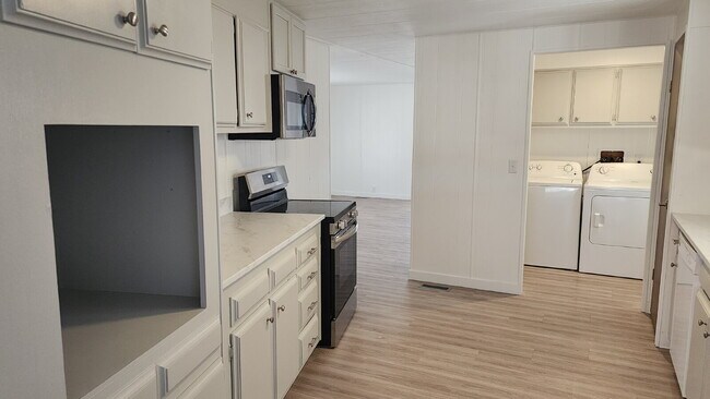 Building Photo - Spacious 2-Bedroom, 2-Bathroom Home for Rent near Boise’s Harris Ranch