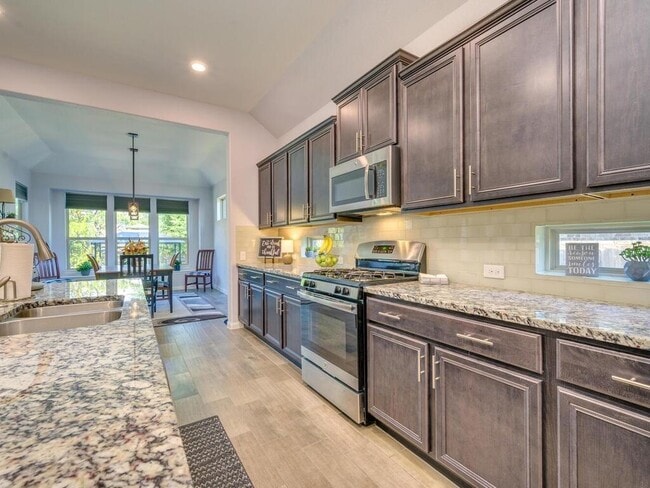 Building Photo - 2125 Sauterne Dr