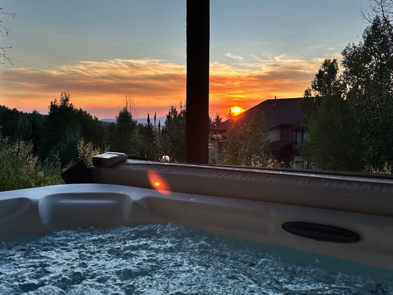 Building Photo - 318 Blackberry Ln