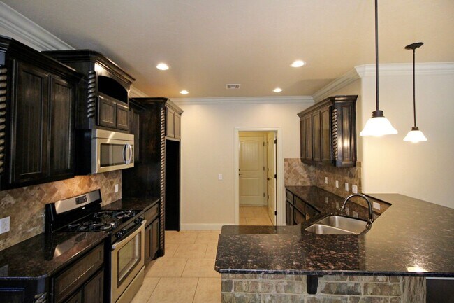 Building Photo - 15309 Cardinal Nest Dr