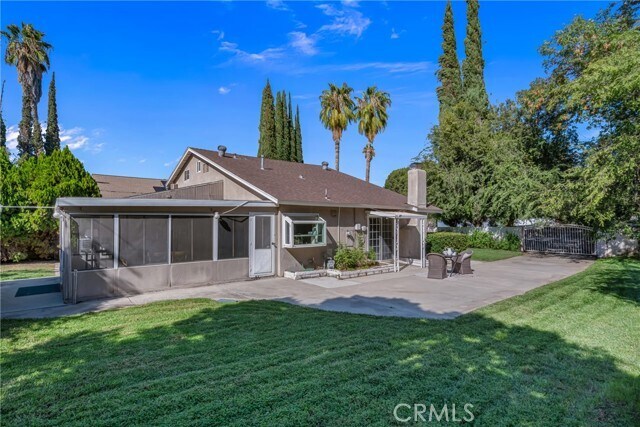 Building Photo - 5165 Pearblossom Dr