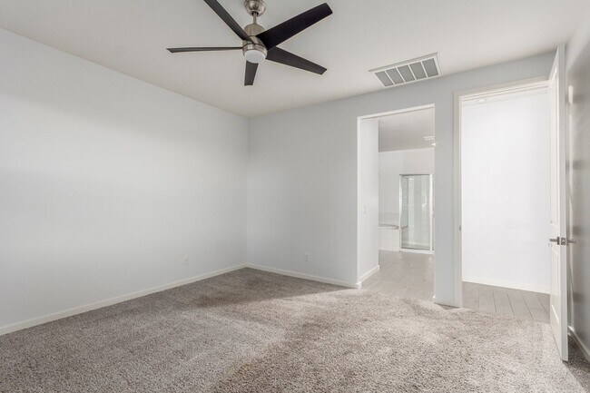 Building Photo - Stylish Living Near Queen Creek – Welcome ...