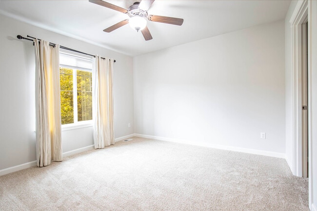 Building Photo - 23502 77th Ave E