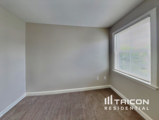 Building Photo - 4815 Elmhurst Ridge Ct