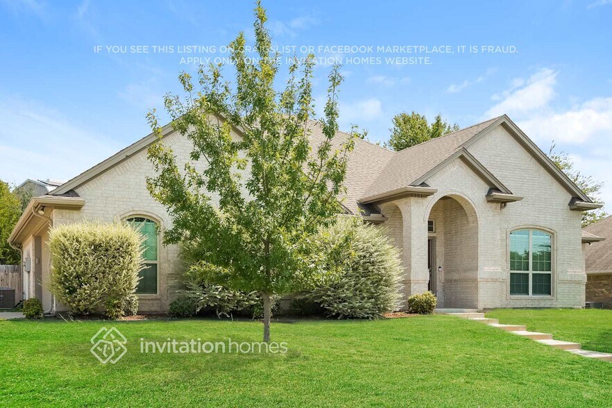 Building Photo - 2321 Trace Ridge Dr