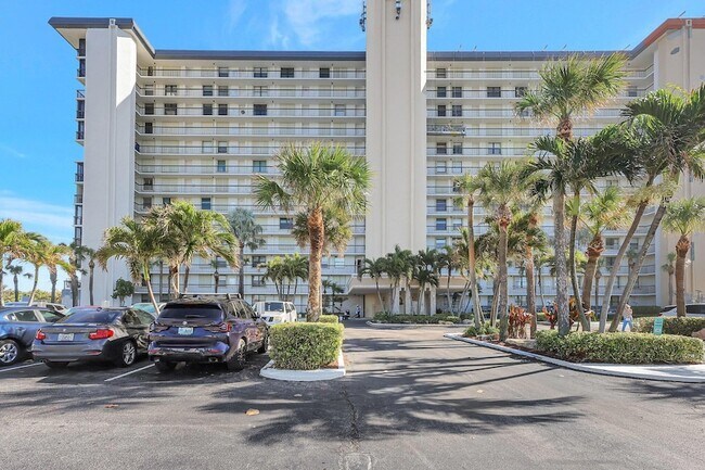 Building Photo - 10680 S Ocean Dr