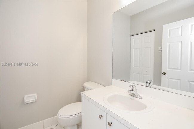 Building Photo - 1495 NE 33rd Ave