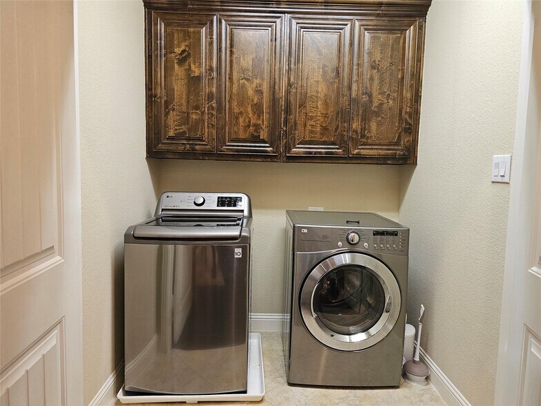 Building Photo - 1038 Audrey Way