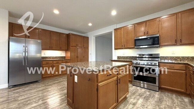 Building Photo - 8440 Hoover Ct