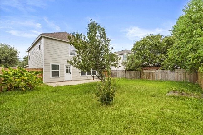 Building Photo - 6519 Bluestone Springs Ln