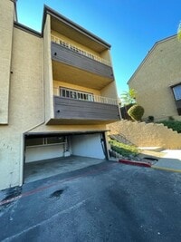 Building Photo - 331 Stone Edge Ct