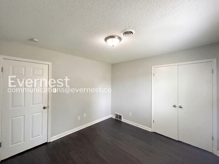 Building Photo - 7127 Markim Dr