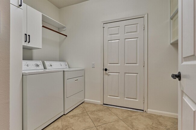 Building Photo - 98 N Country Gate Cir