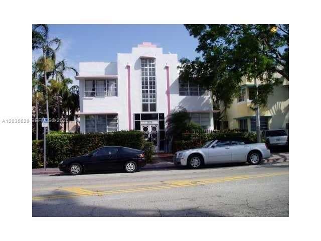 Building Photo - 1525 Meridian Ave
