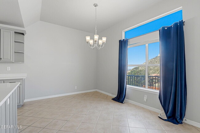 Building Photo - 4717 Excalibur Dr