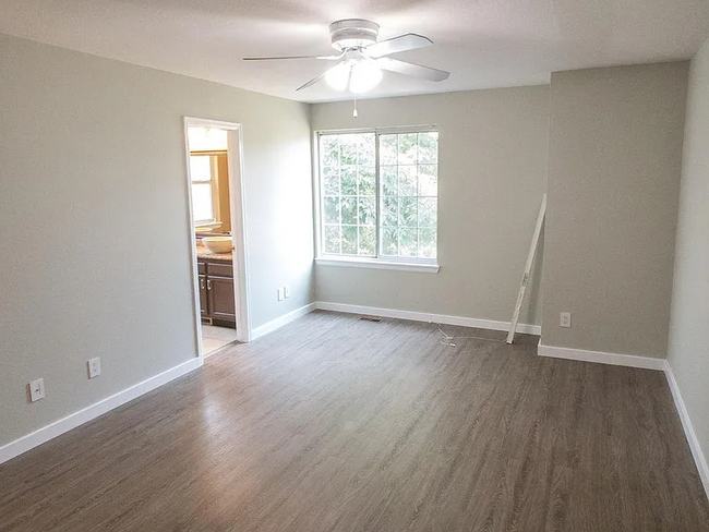 Master Bedroom - 1105 Stoneham St