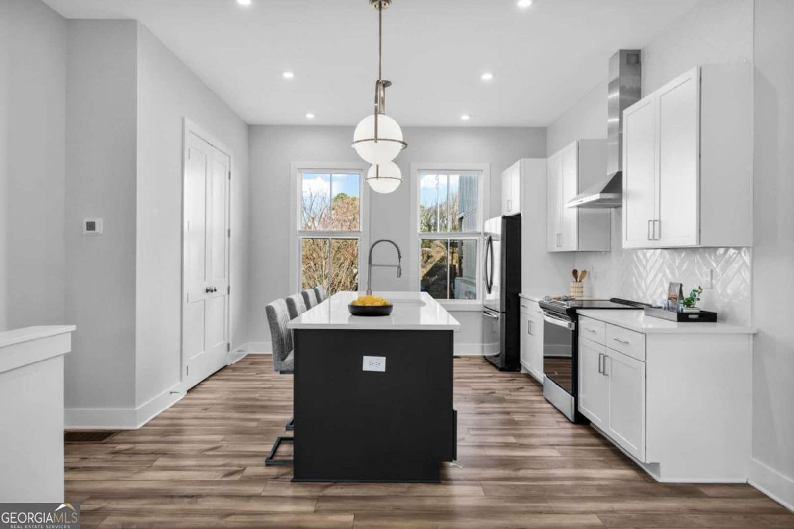 Building Photo - Beautiful West Midtown Townhome Available Now