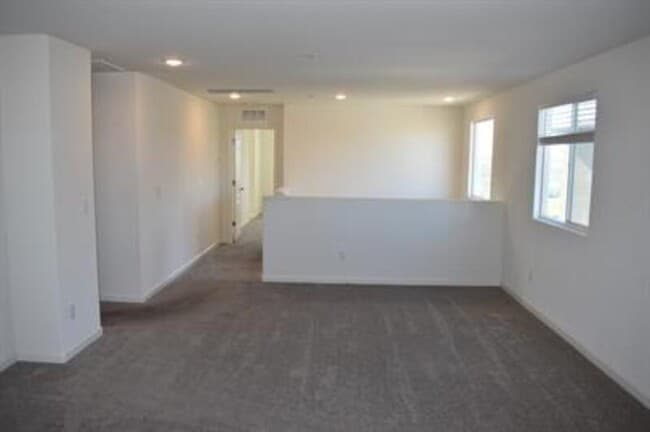 Building Photo - 4297 Lasalle Dr