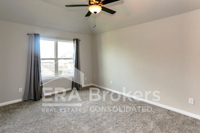 Building Photo - 909 Clanton Cove