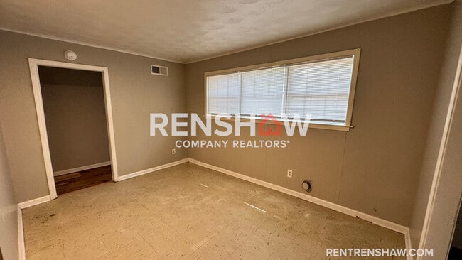 Building Photo - 4933 Teal Ave