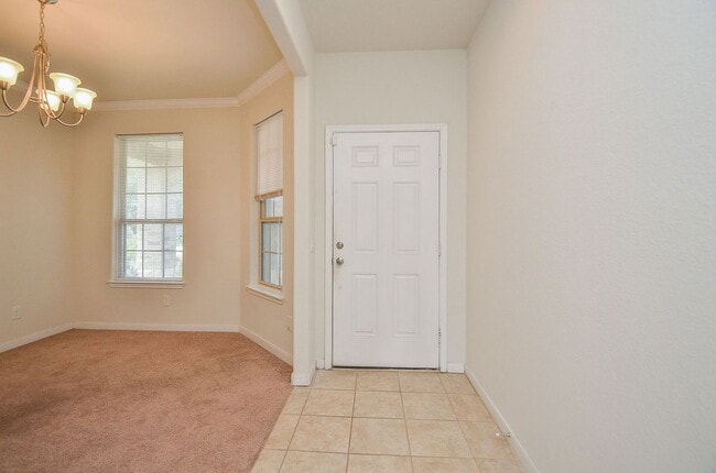 Building Photo - 16608 Spirit Lake Ct