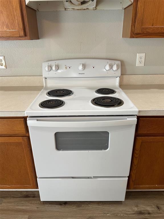 Building Photo - 1001 Lake Charles Dr