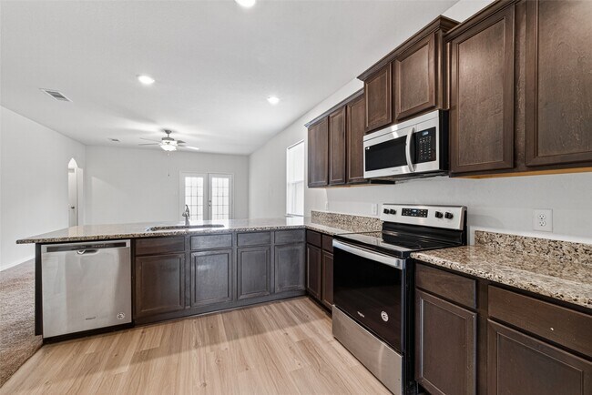 Building Photo - 2112 Mule Ridge Dr
