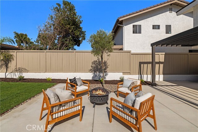 Building Photo - 27351 Vista Azul