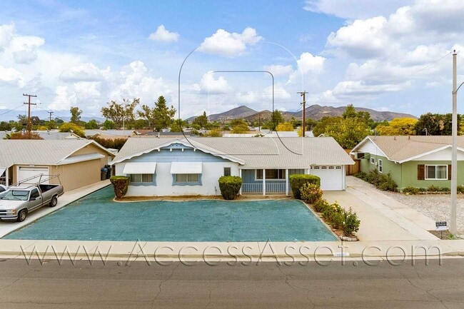 Building Photo - Gorgeous 3 Bed/2 Bath Home In Menifee Civic 55+ Community!