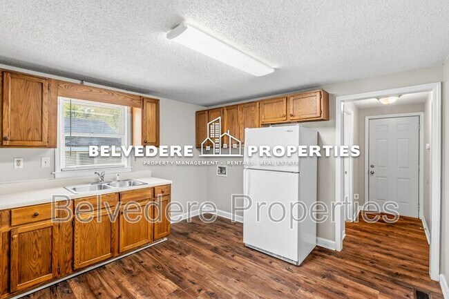 Building Photo - 110 S Raleigh St