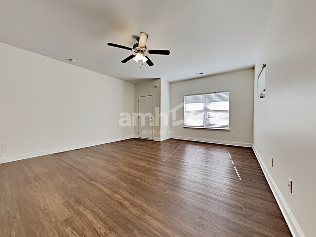 Building Photo - 103 Caitlin Ct