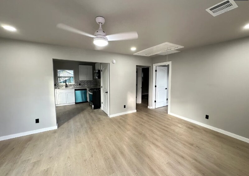 Building Photo - 4209 Walker St