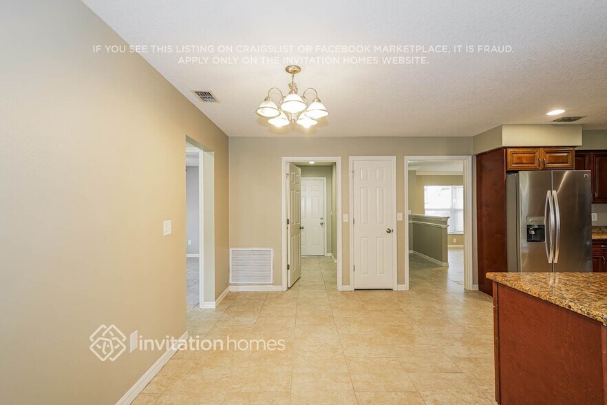 Building Photo - 15101 Southfork Dr